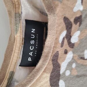 Womens Pac Sun cropped camo camouflage short sleeve tee top M